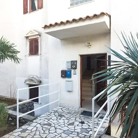 Bella-vista Apartment